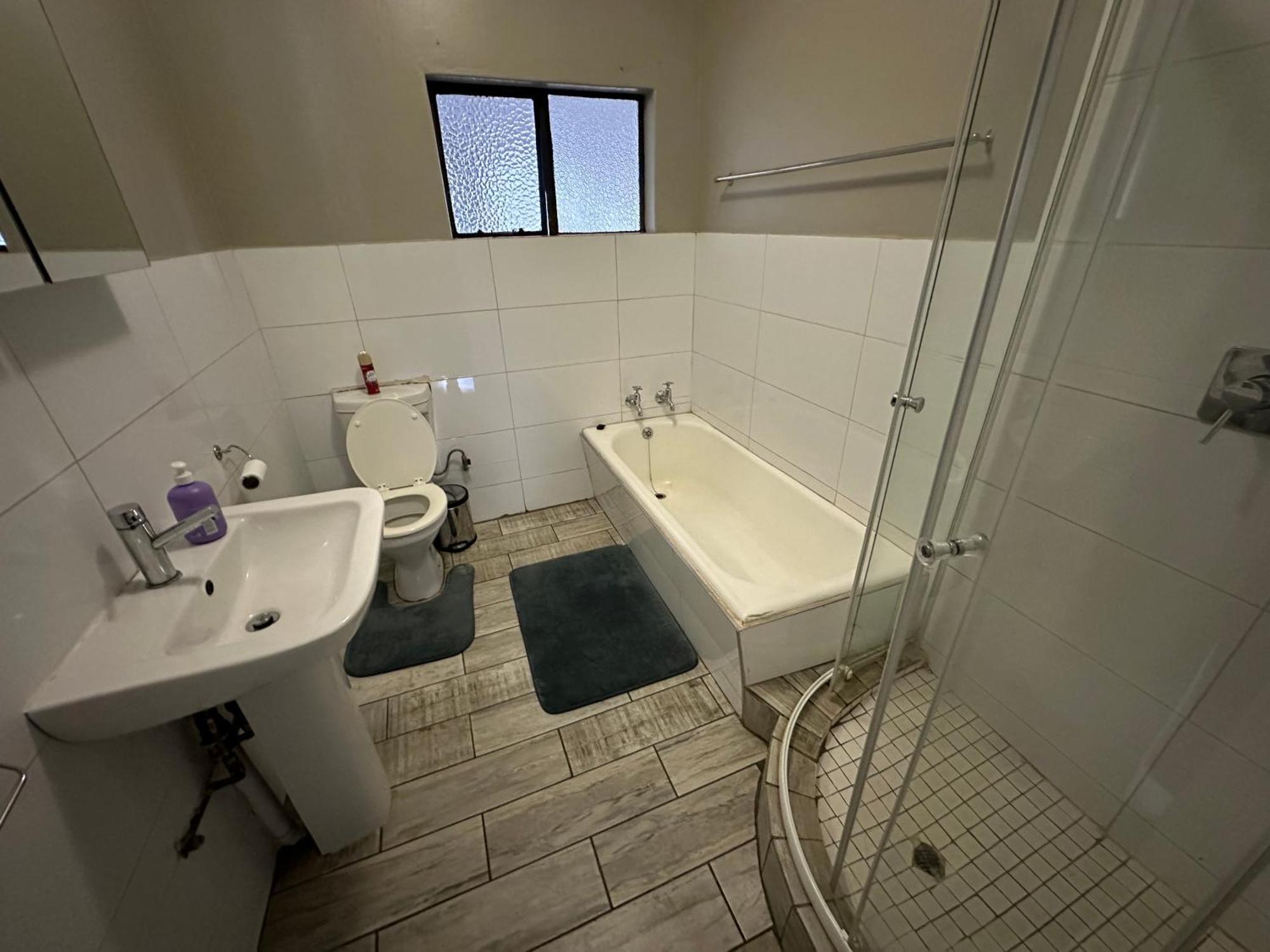 פולוקוואנה Favour Guest House מראה חיצוני תמונה